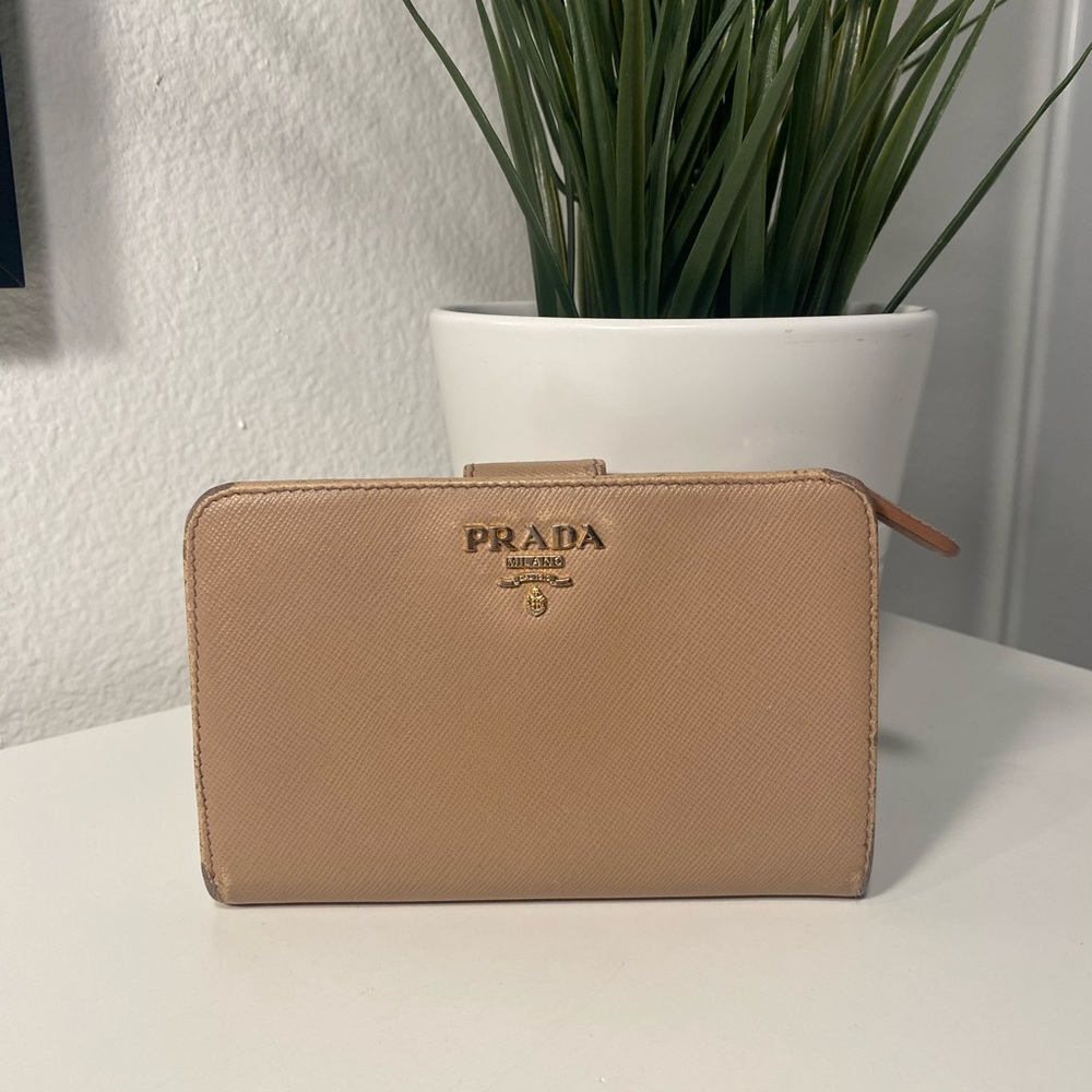 Prada Saffiano Leather Bifold Wallet In Beige